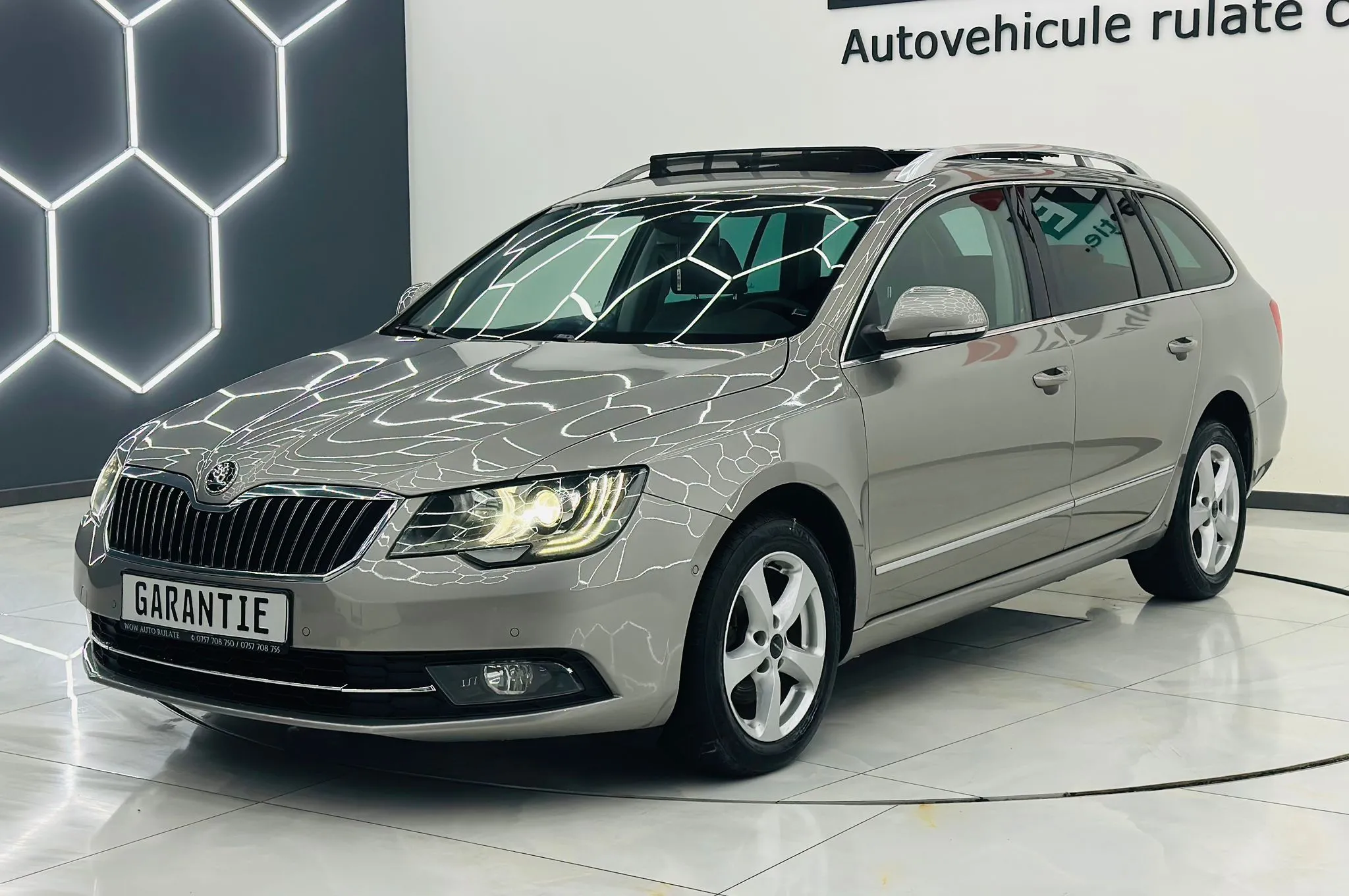 SKODA SUPERB 2015 1.6D E5 Garantie 12 Luni Rate Avans 0 Doar Cu Buletinul 2015 - WOW Auto Rulate